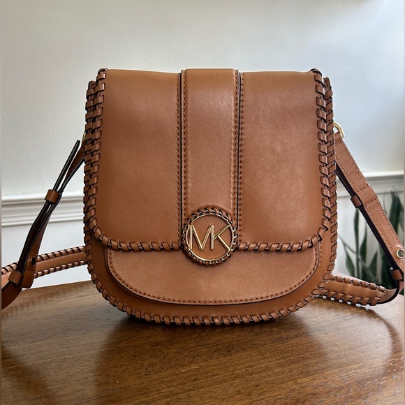 Michael Kors Handbags - Michael Kors Tan Leather Crossbody Bag